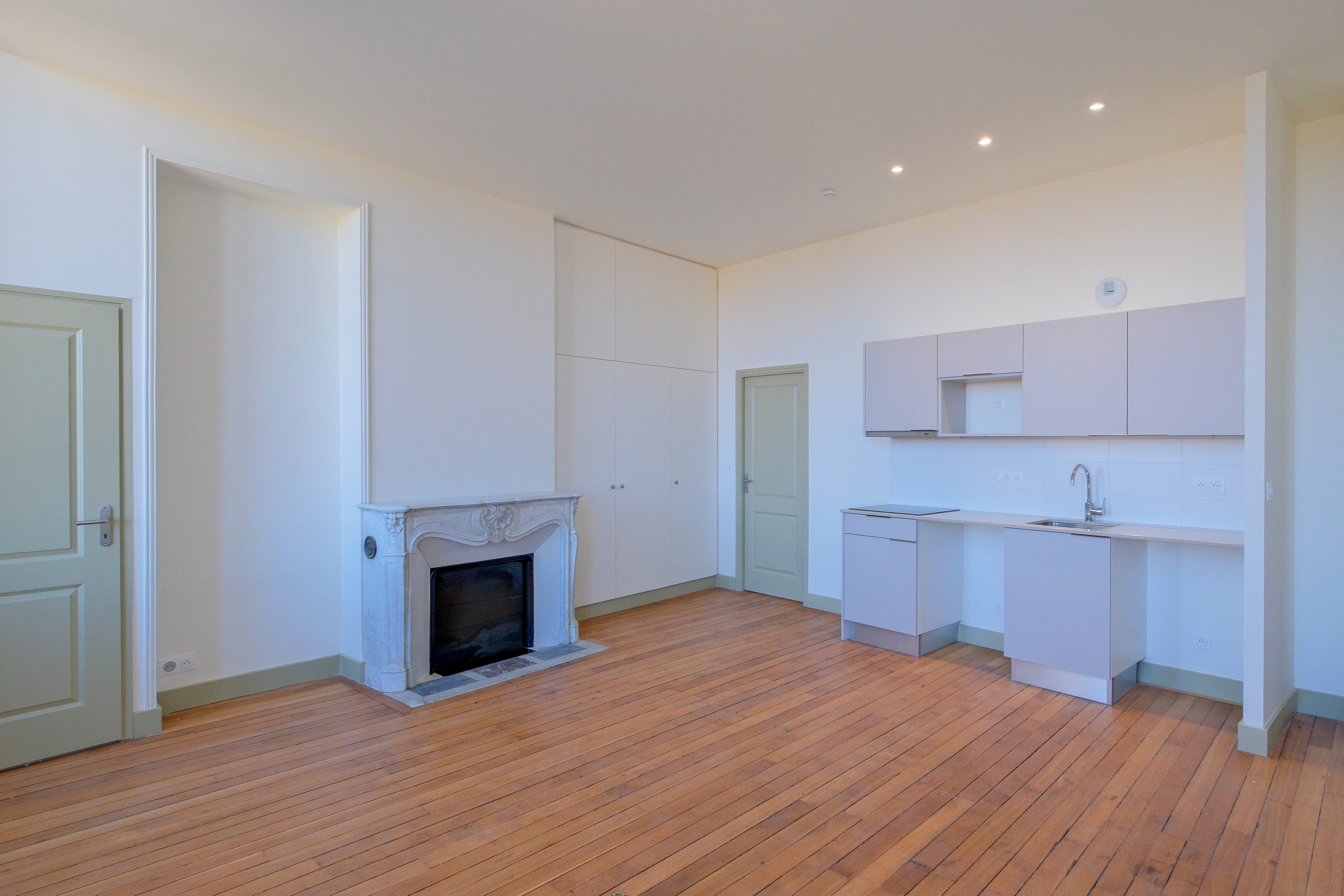 04_AUXERRE_23 rue Paul Bert_PIECE_HOTA0371