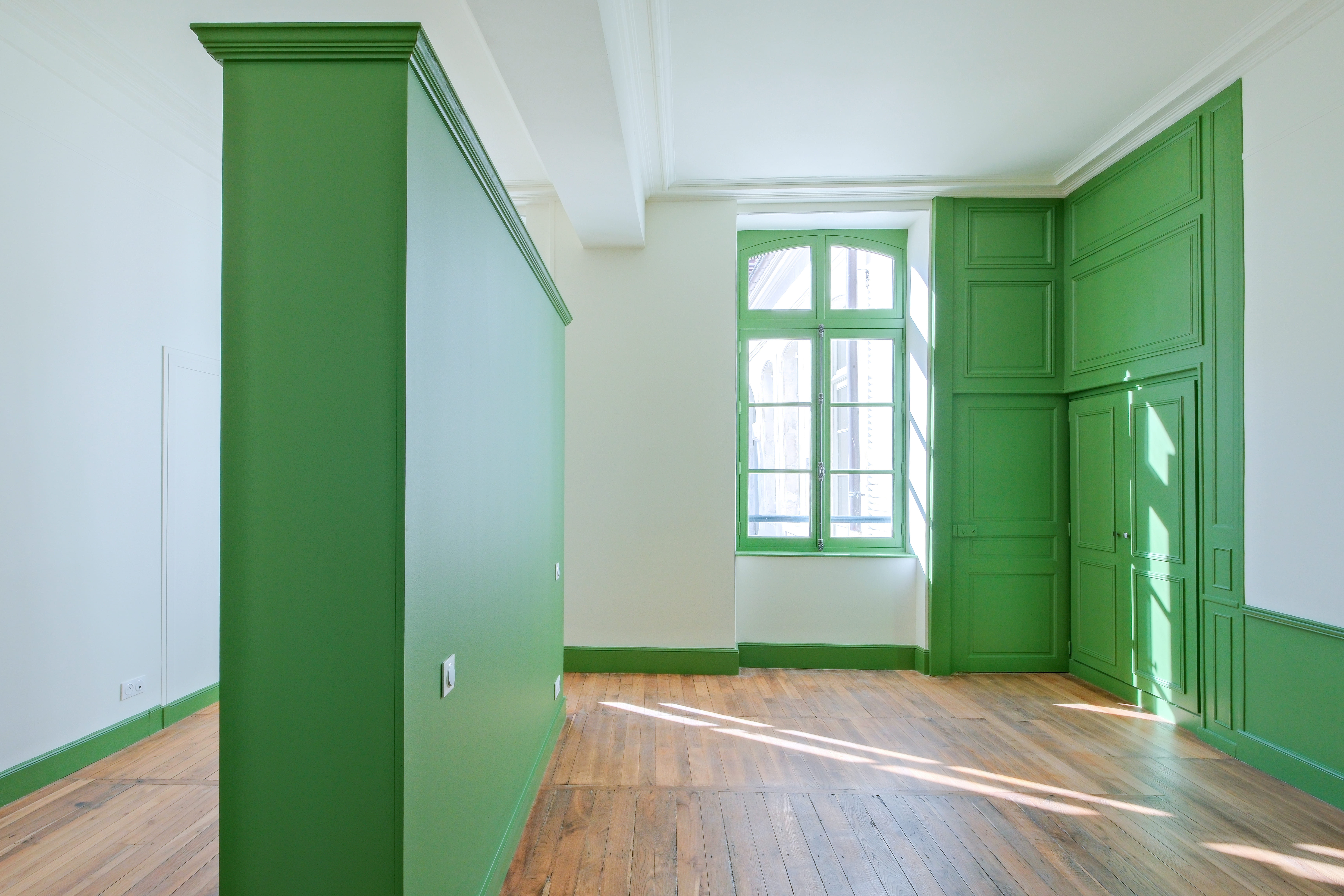 06_AUXERRE_23 rue Paul Bert_CHAMBRE_HOTA0471