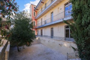 11-NIMES_13-rue-Bernard-Aton