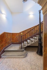 4-NIMES_13-rue-Bernard-Aton