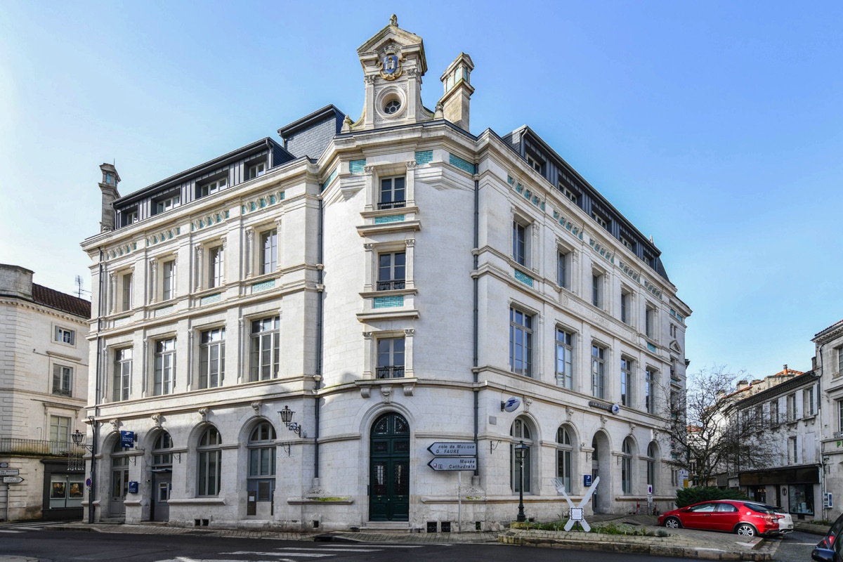 01_ANGOULEME_Place-Francis-Louvel_FACADE_DSC_7975-copie