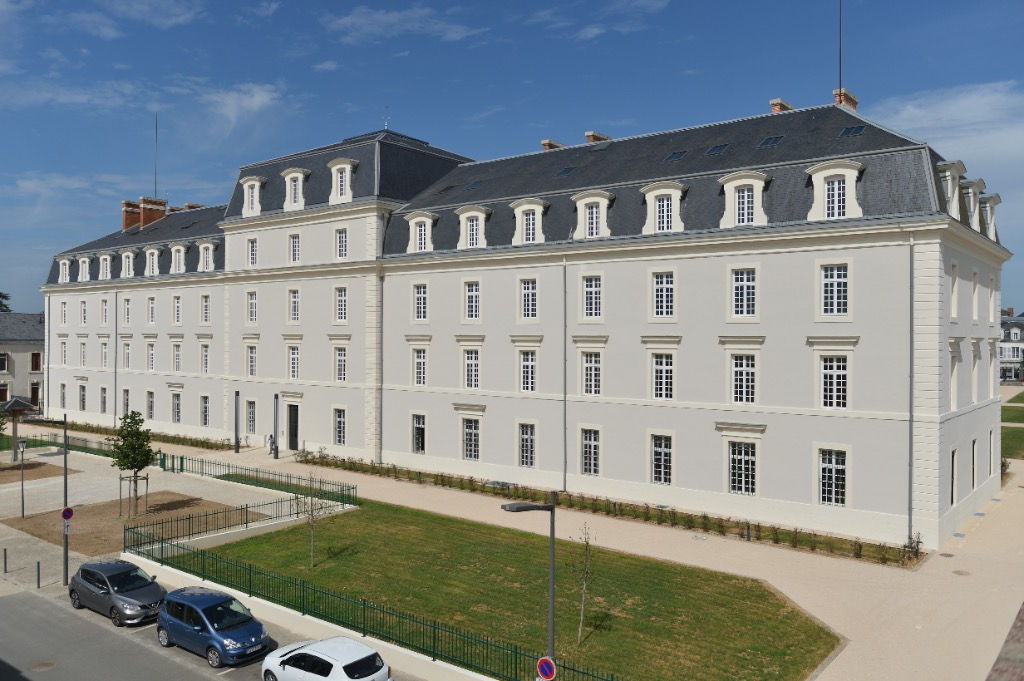 01_BLOIS_33-avenue-du-Mare╠üchal-Maunoury_FACADE_DSC_8179-urban-premium