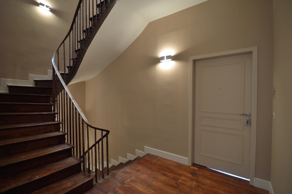 02_PAU_6-rue-Henri-Faisans_PARTIE-COMMUNE_DSC_1992-urban-premium