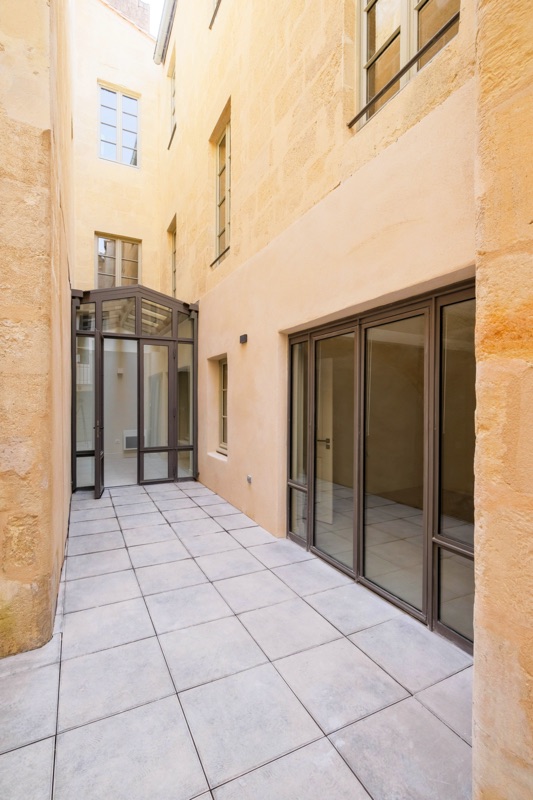 06_NIMES_16-rue-du-Bat-d-Argent