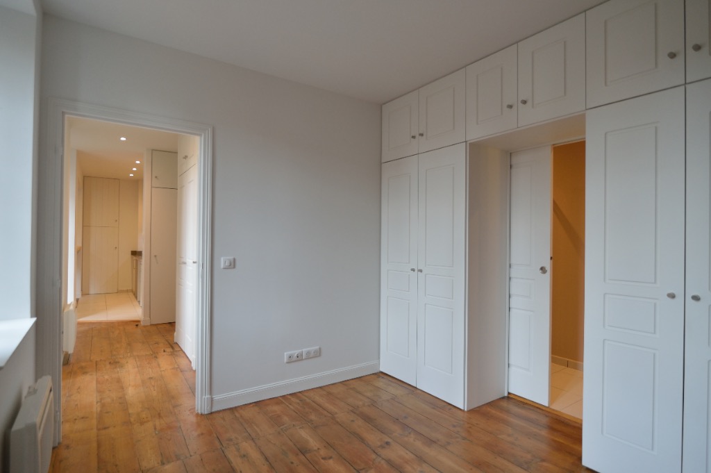 06_PAU_6-rue-Henri-Faisans_CHAMBRE_DSC_1974-urban-premium