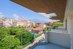 06_ROQUEBRUNE-CAP-MARTIN_121-avenue-des-Orchidées_EXTERIEUR_DSCF0514