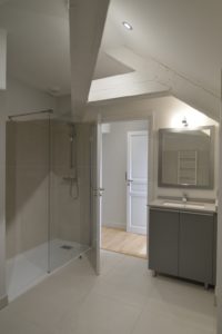 07_BLOIS_33-avenue-du-Mare╠üchal-Maunoury_SDB_DSC_8036-urban-premium