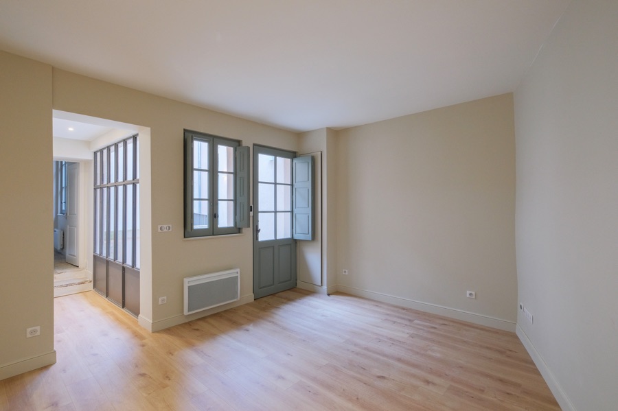 07_NIMES_5-rue-de-l-AspicPIECE_DSCF2232