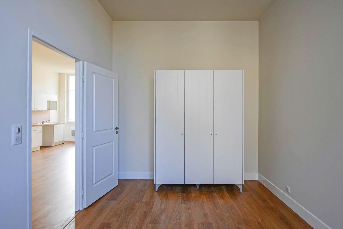 09_ANGOULEME_Place-Francis-Louvel_CHAMBRE_DSC_7866