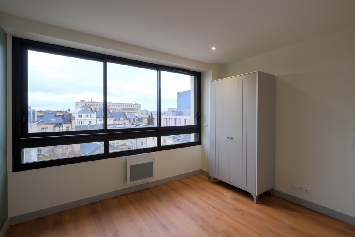 09_CAEN_14-16-rue-des-Jacobins_CHAMBRE_DSCF2842