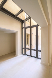 09_NIMES_16-rue-du-Bat-d-Argent