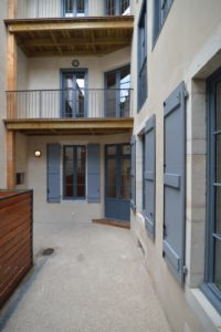 09_PAU_6-rue-Henri-Faisans_EXTERIEUR_DSC_2119-urban-premium