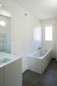 09_ROQUEBRUNE-CAP-MARTIN_121-avenue-des-Orchidées_SDB_DSCF0503