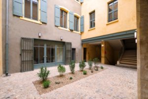 10-NARBONNE_9-11-rue-de-Charras