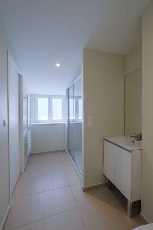 10_LIMOGES_28-boulevard-Carnot_SDB_DSCF3776-1