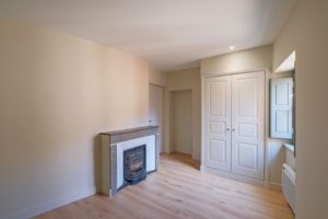 10_NIMES_5-rue-de-l-Aspic_PIECE_DSCF2262