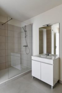 11_ANGOULEME_Place-Francis-Louvel_SDB_DSC_7909