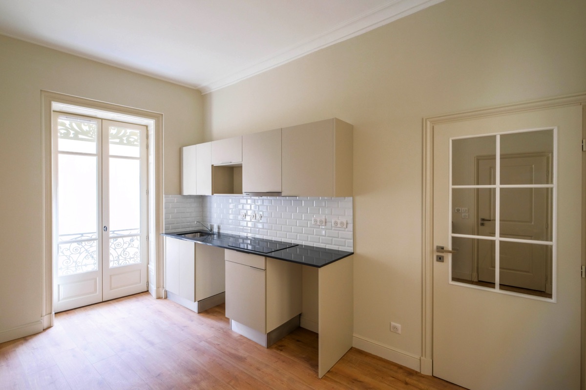 11_NIMES_16-rue-du-Bat-d-Argent