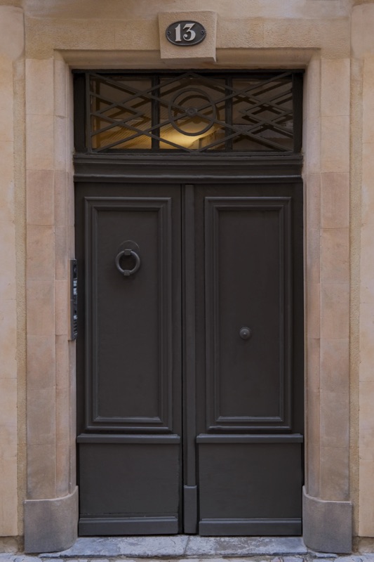 2-NiMES-13-rue-des-Marchands