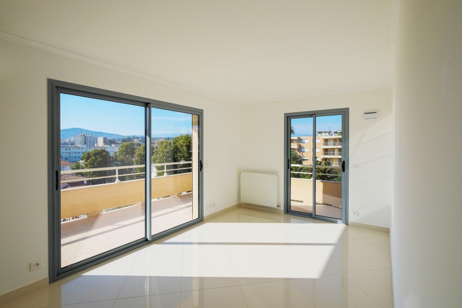 5-ANTIBES-17-bis-chemin-des-iles