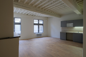 8-NiMES-13-rue-des-Marchands