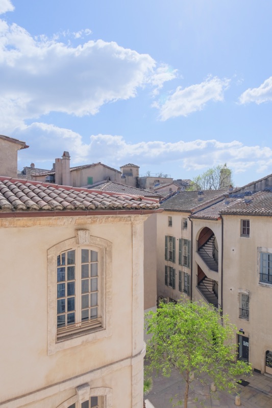 8-NiMES-23-rue-du-Grand-Couvent