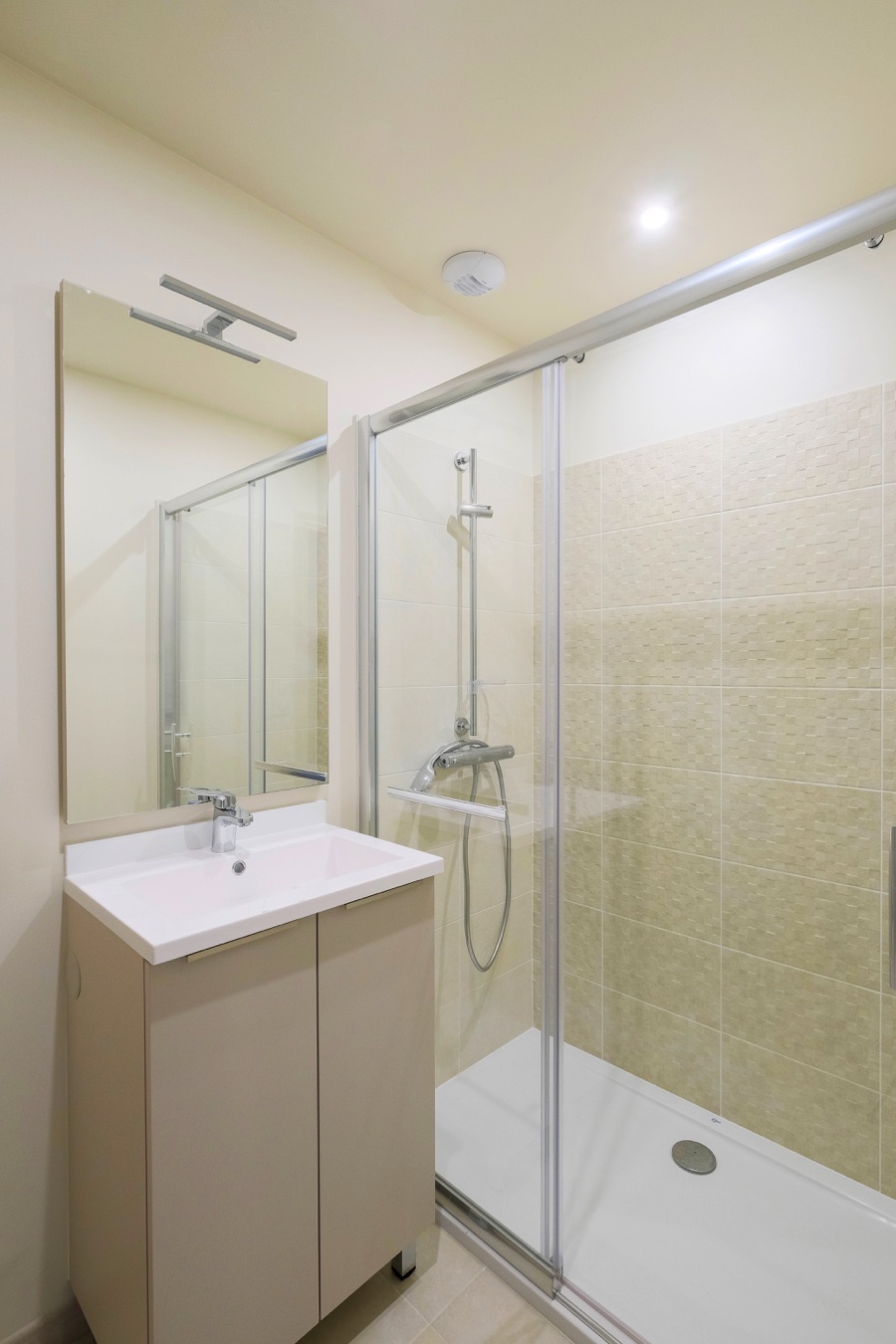 9-AUXERRE_1-rue-de-la-banque