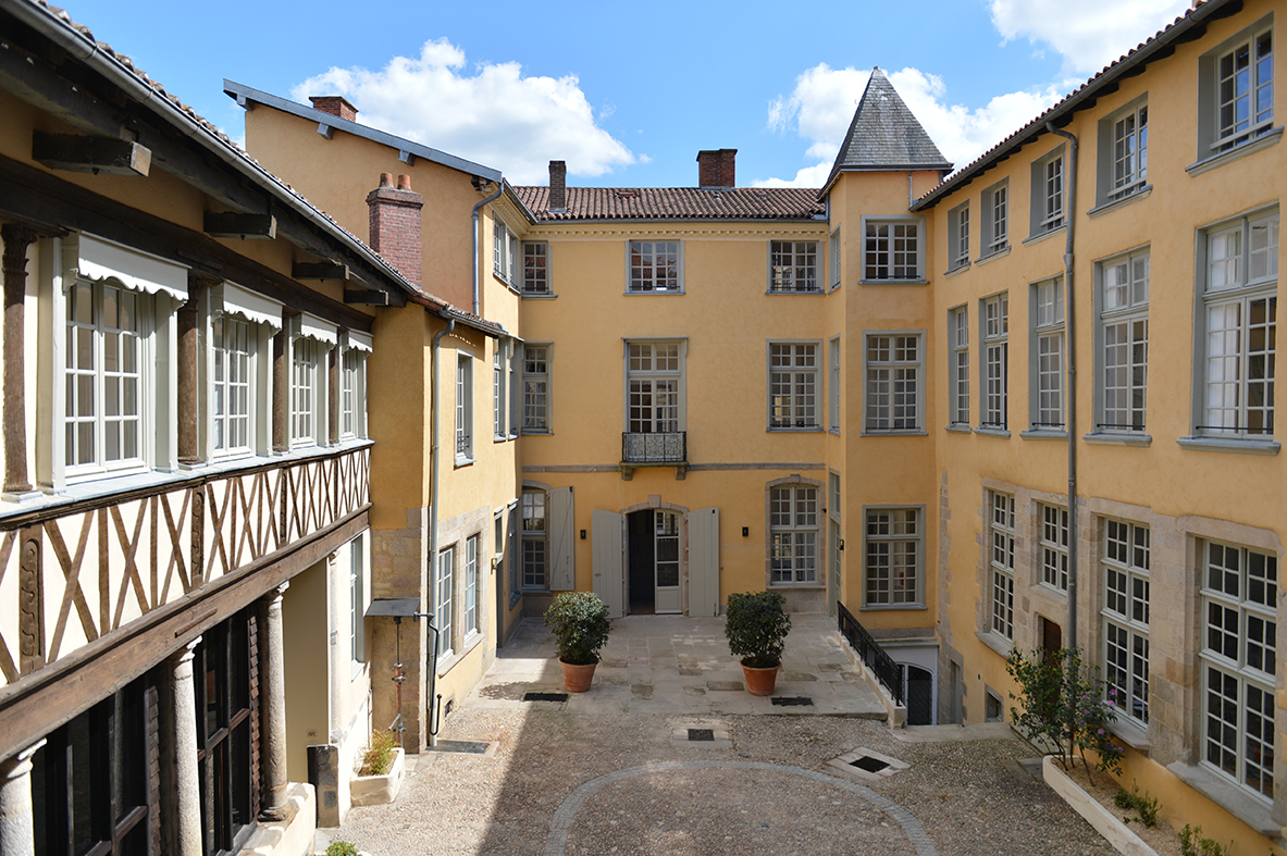 Arles_urban_premium_0249