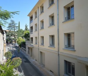 Avignon-Violette-urban-premium-2