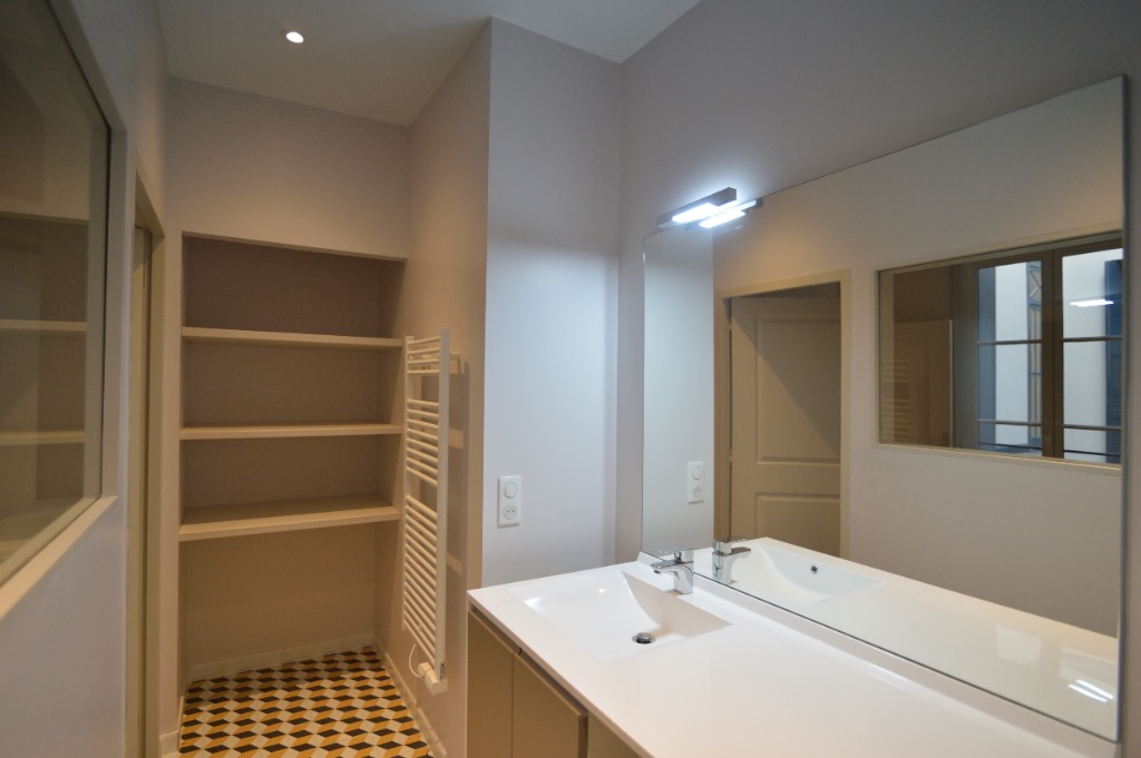 Bordeaux-Pas-saint-Georges-12