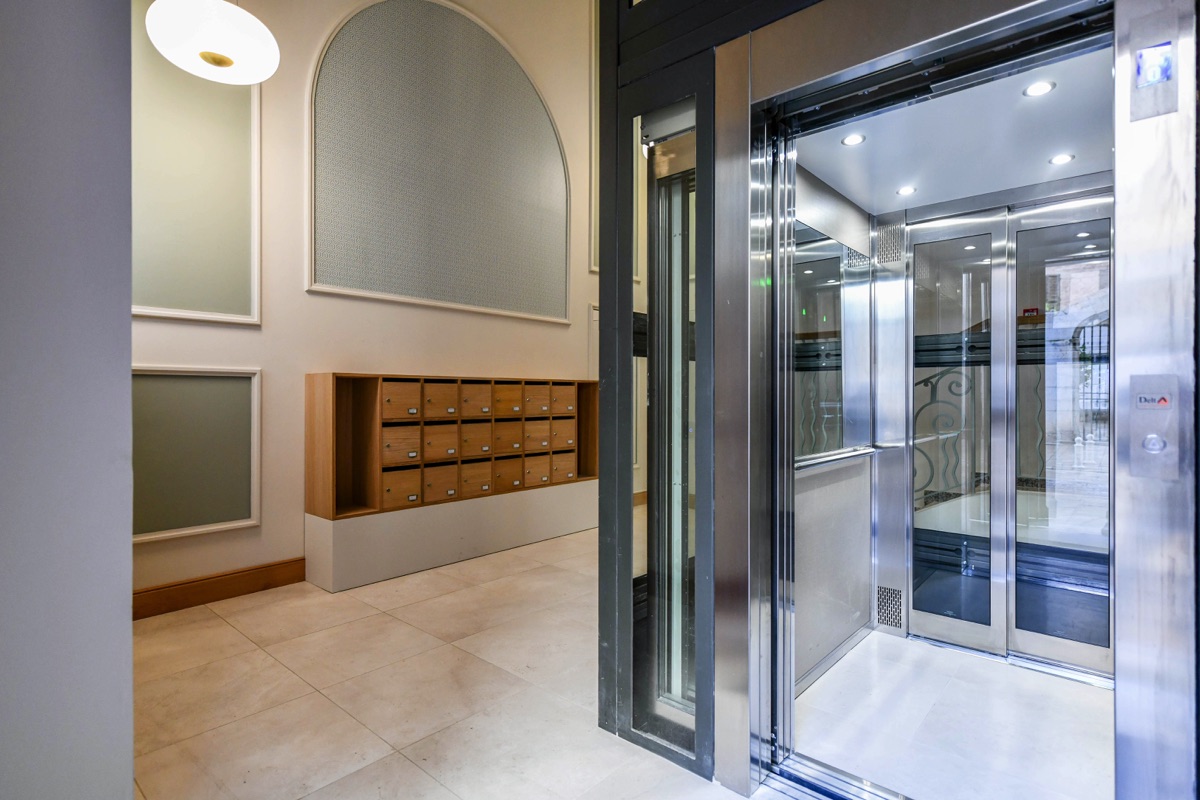 TOULON_RASPAIL_20203