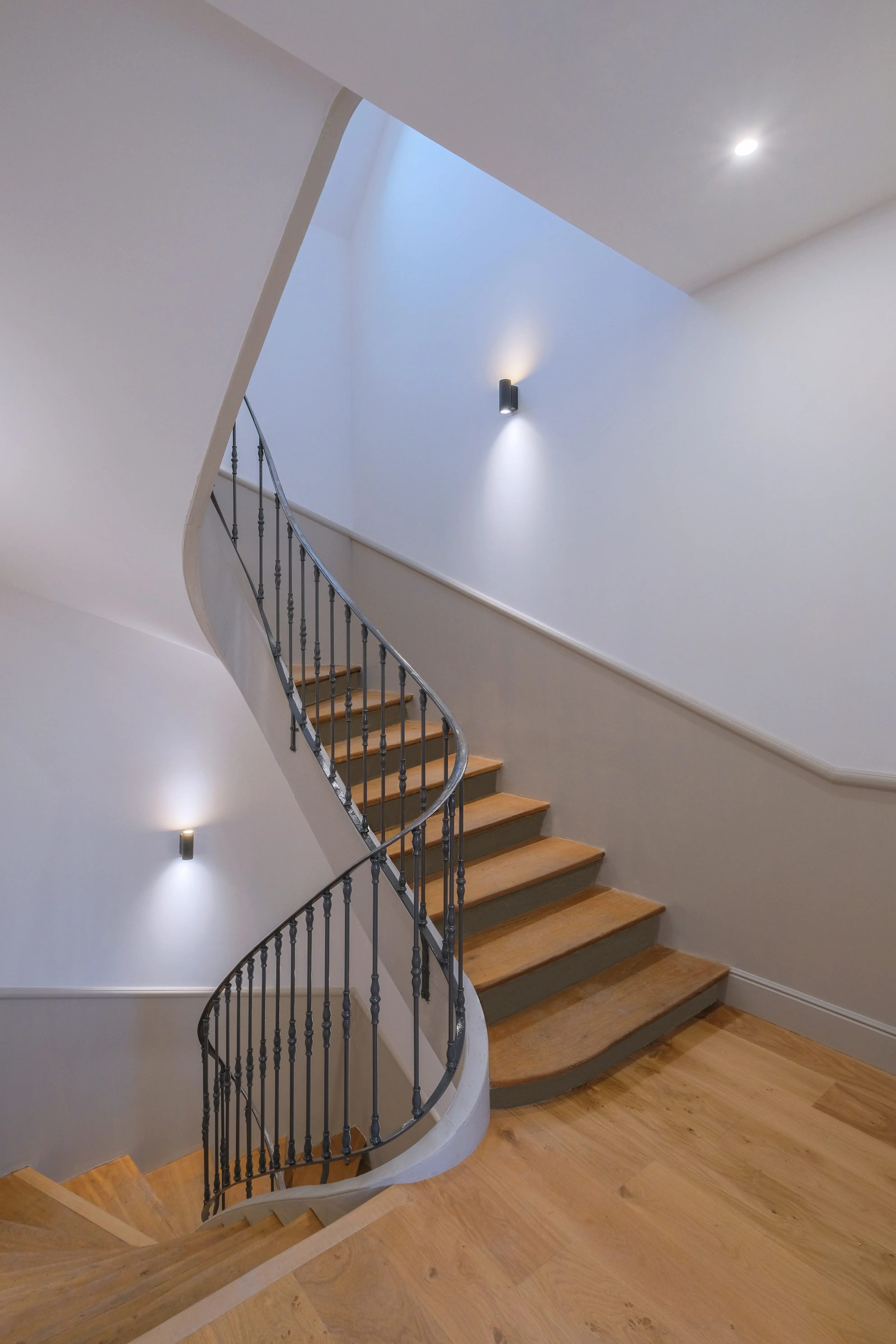 03_MULHOUSE-33, rue de l'Horticulture_ESCALIER_DSCF6999