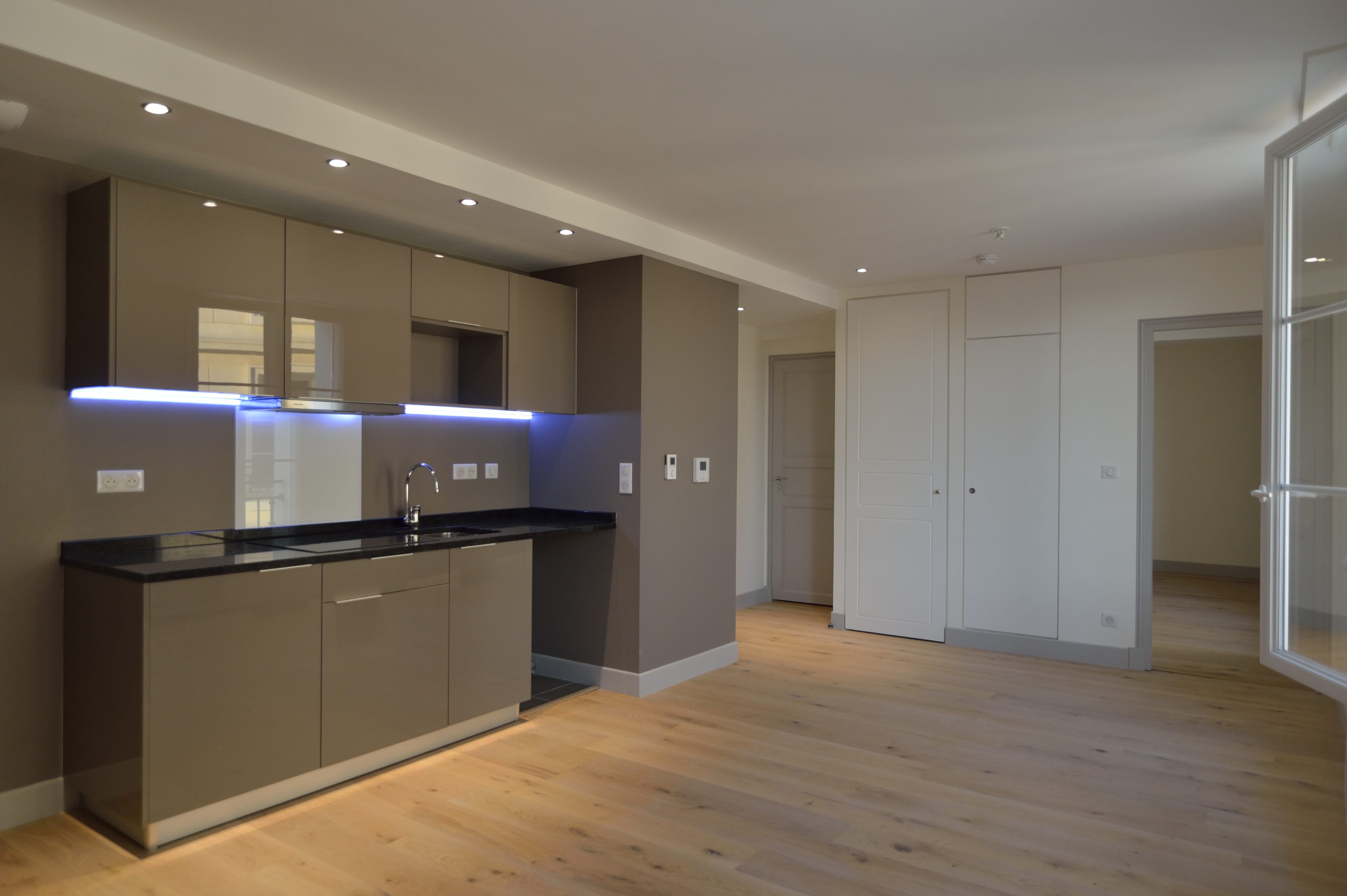 04_CAEN_2 place du Marechal Foch_PIECE_DSC_1753