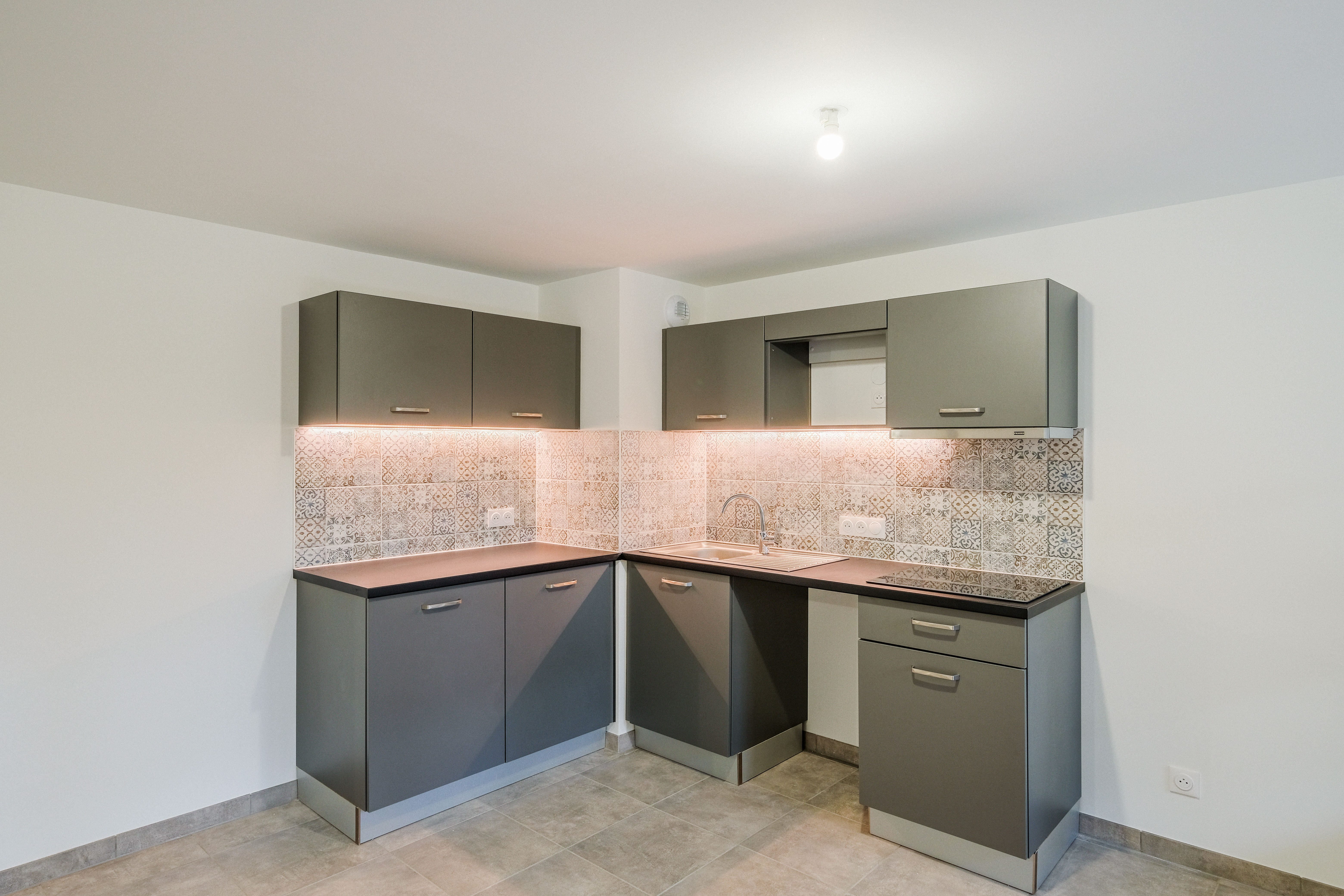 05_METZ_16-18 boulevard Paixhans-Bâtiment 2-SCPI_CUISINE_DSCF0965