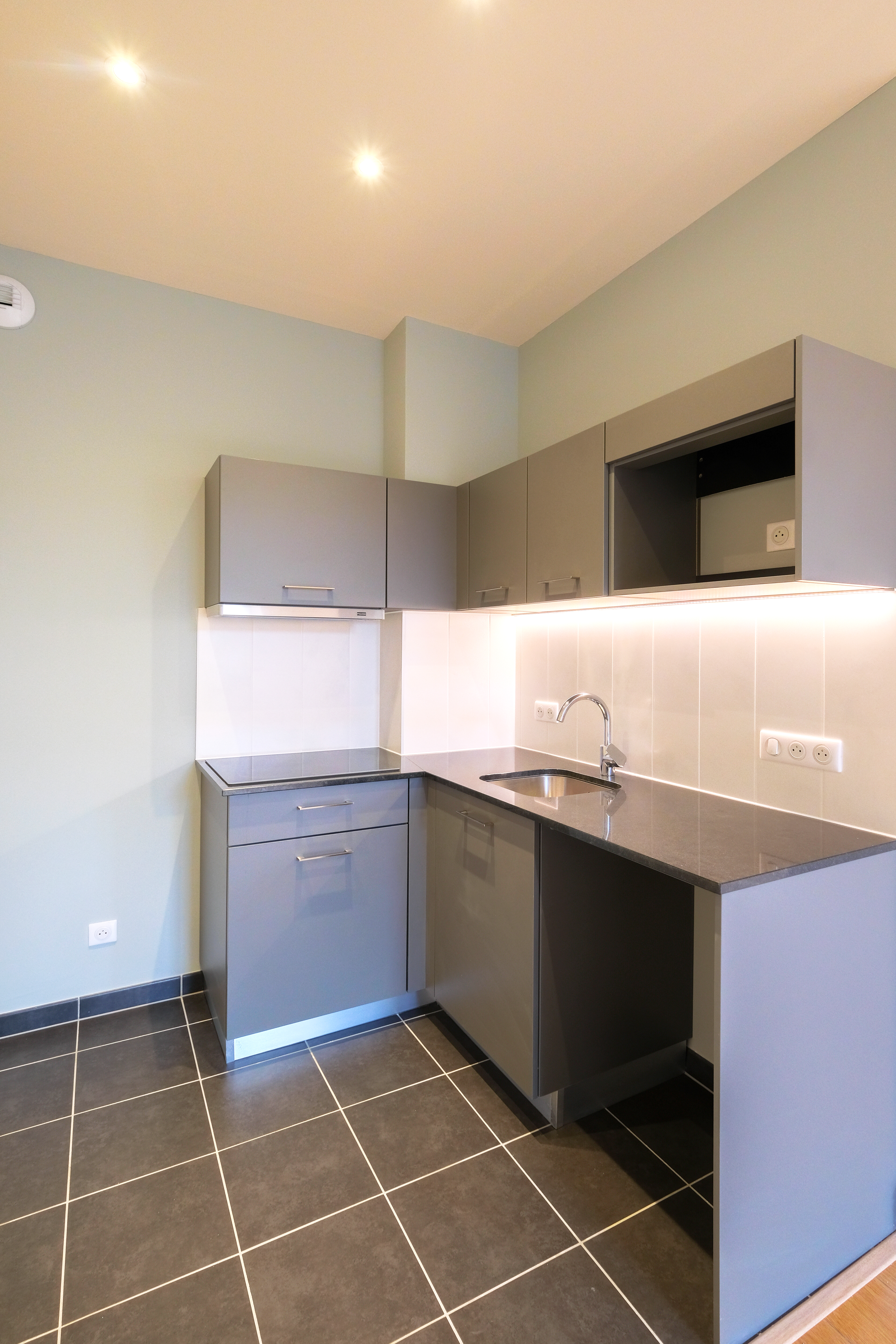 05_METZ_8, rue Chanoine Colin_CUISINE_DSCF2011