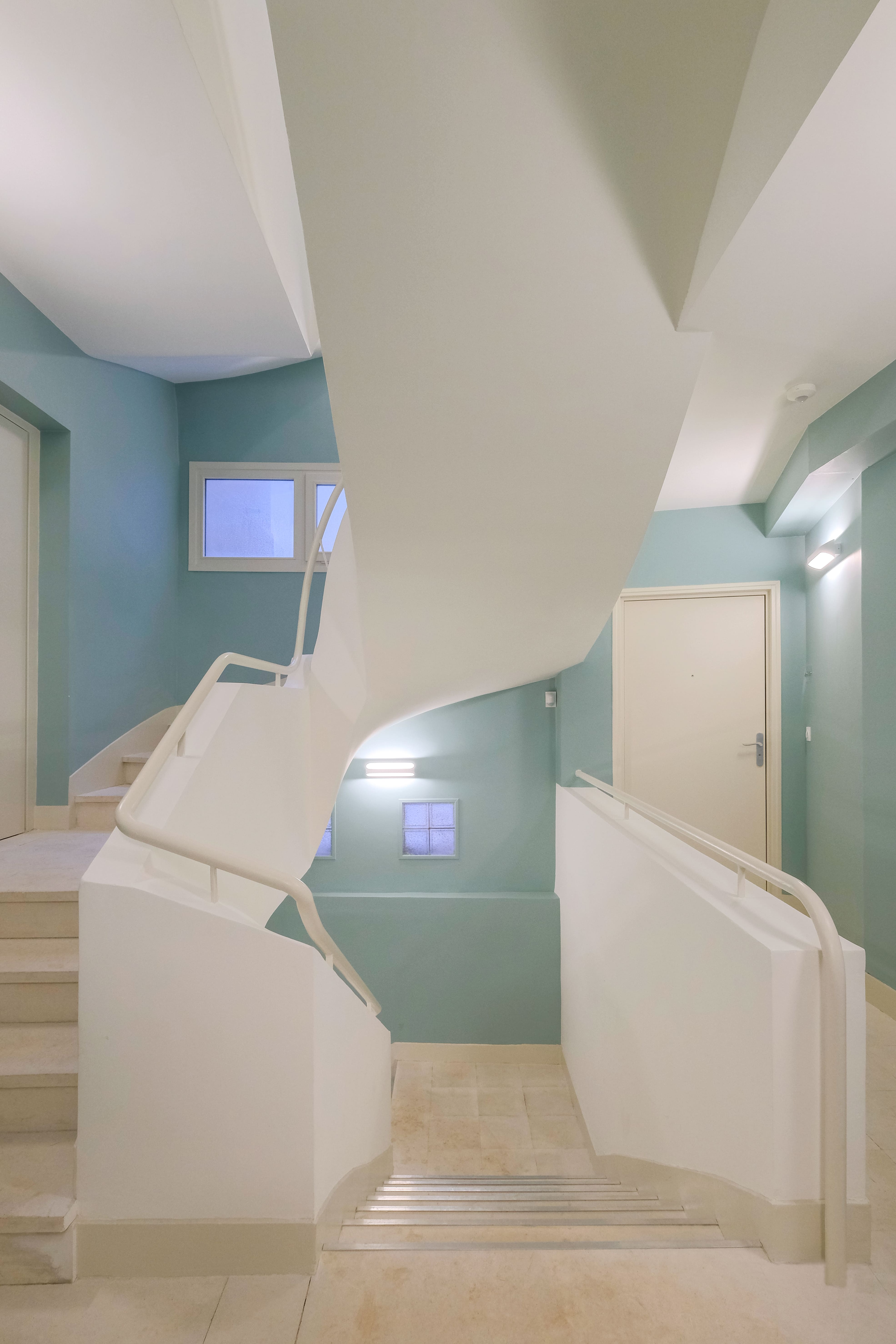 03_ANGOULEME_17-19-21-23-25 boulevard Pasteur_ESCALIER_DSCF0790_Bat2