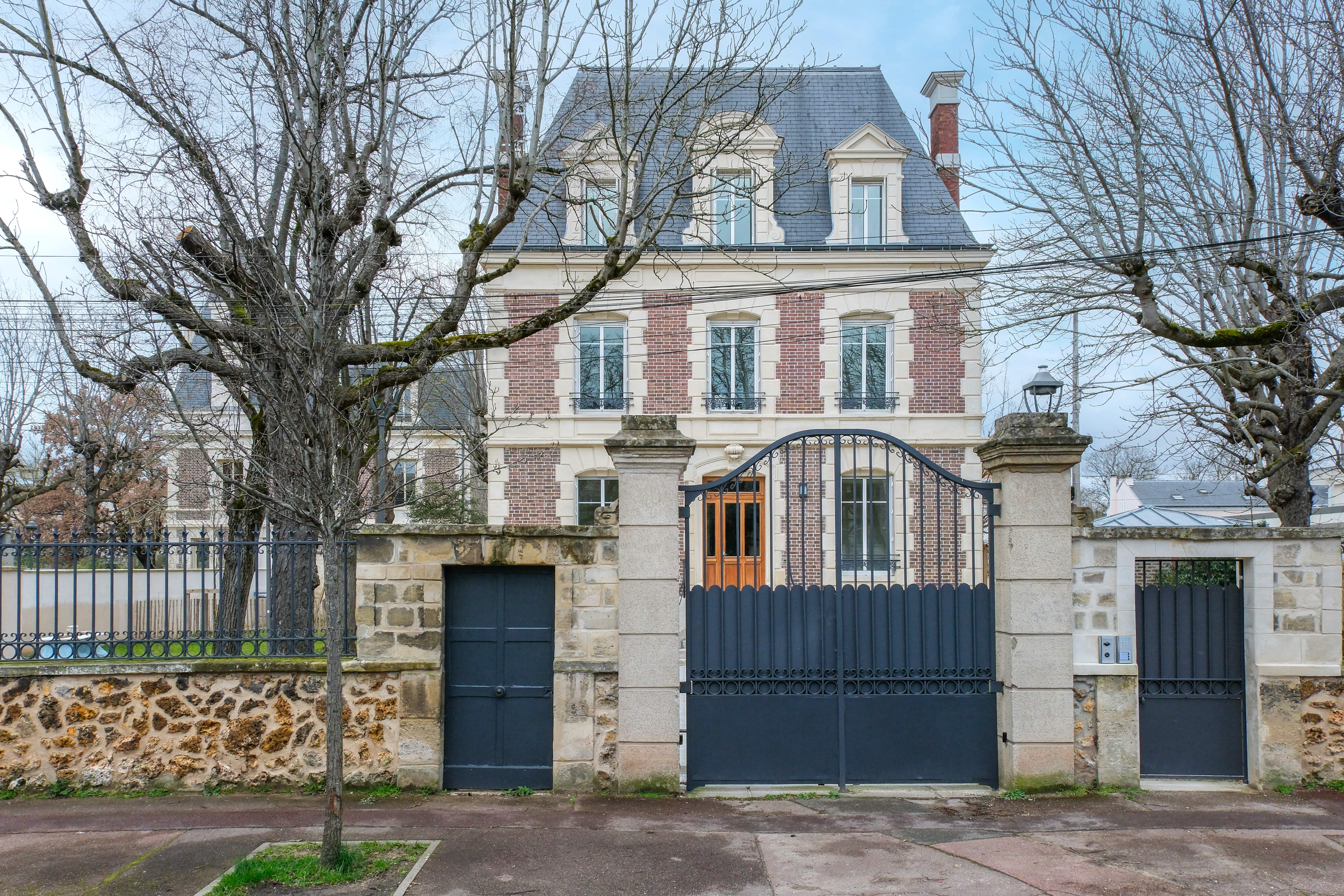 01_CHATOU_6, rue Camille Périer_FACADEHOTL6471-min