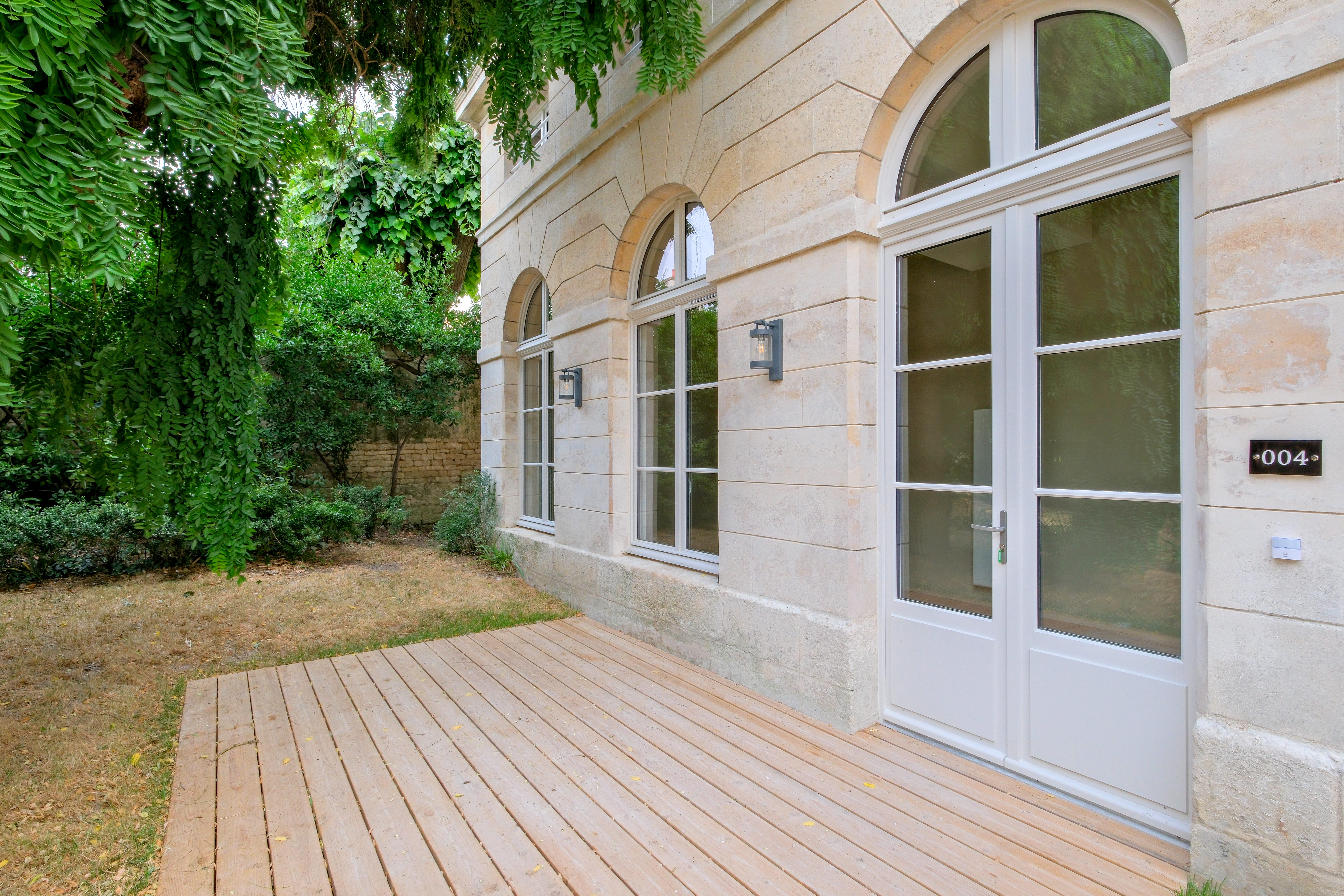 09_NIORT_6, place du Pilori_EXTERIEUR_HOTA0097